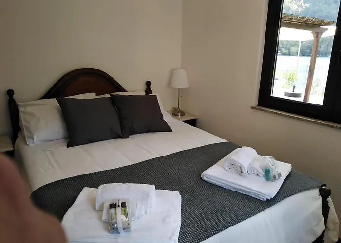 Casa Do Avo Xico - House - 6pax * ג'רס