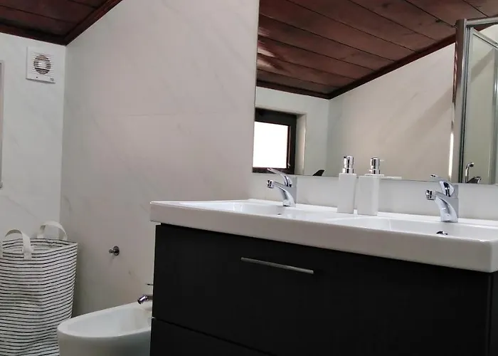 Casa Do Avo Xico - House - 6pax בית נופש